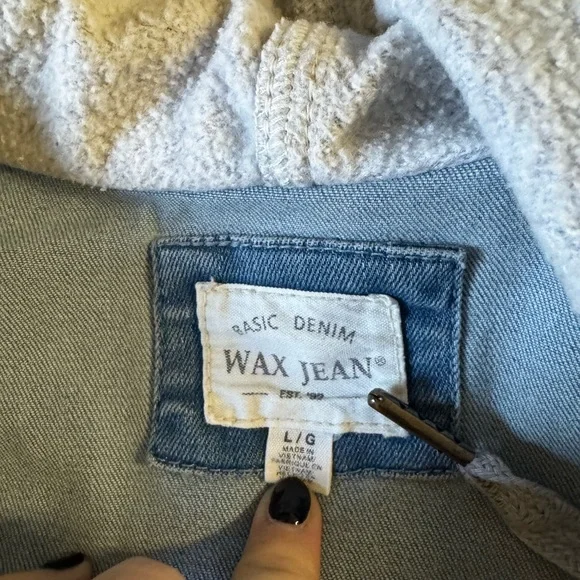 Jean jacket - Picture 2 of 2